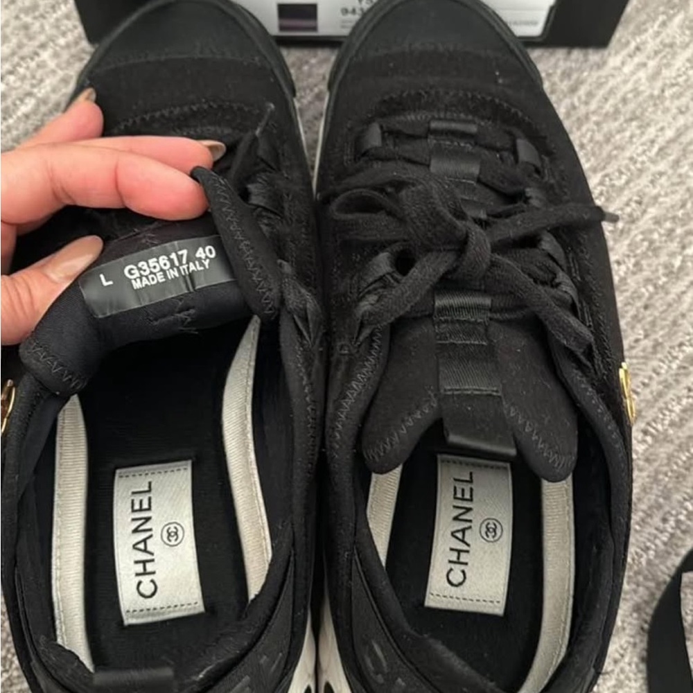 CHANEL Black and White Sneakers with Cushioned Midsole and Textured Upper - Picture 3 of 7